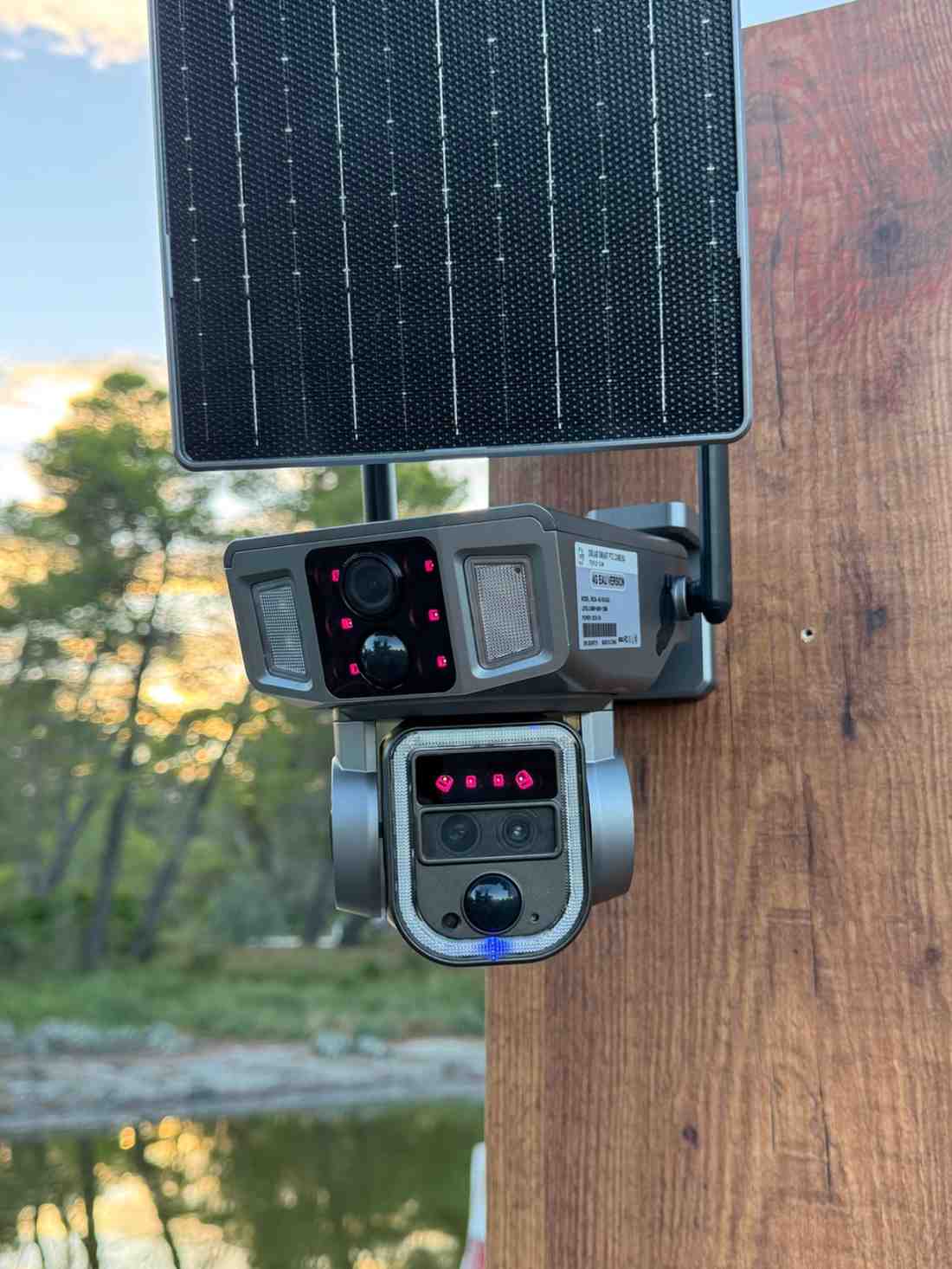 4K 15MP - 12x Zoom 2,300ft Range - Solar Security Camera – 100% Solar Powered