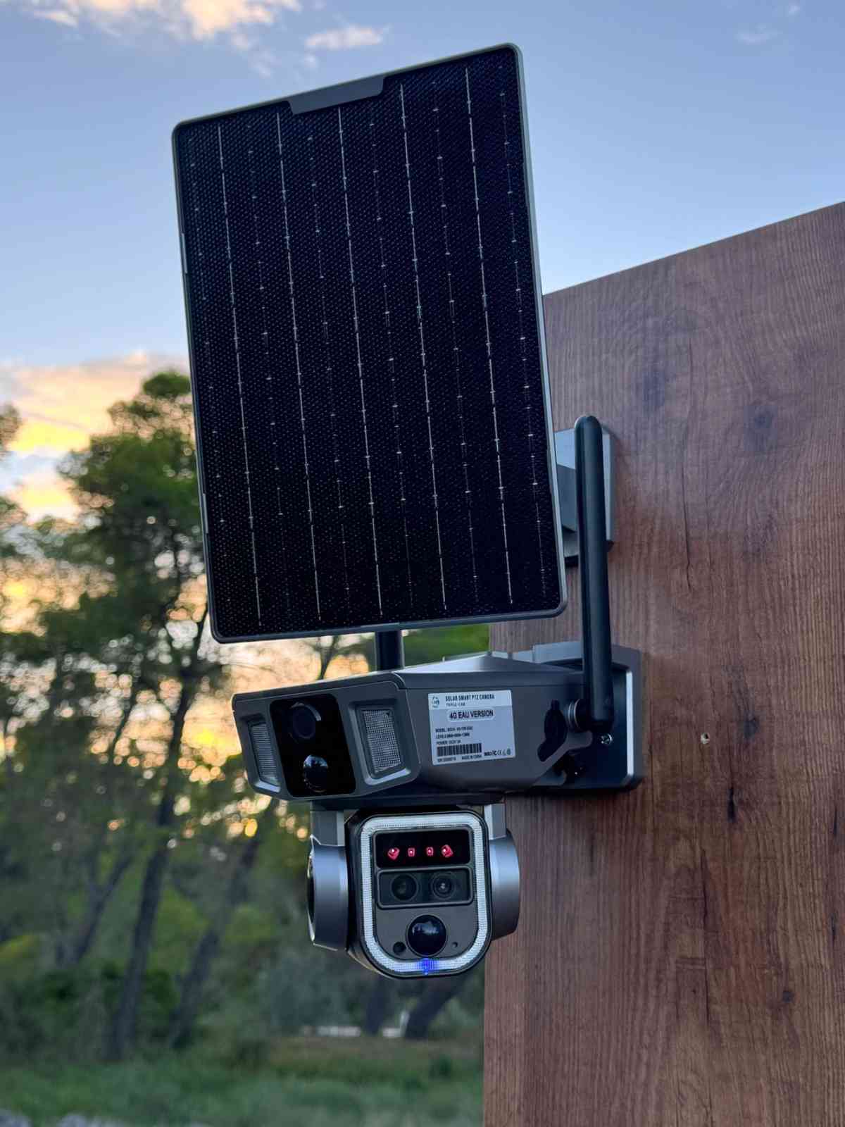 4K 15MP - 12x Zoom 2,300ft Range - Solar Security Camera – 100% Solar Powered