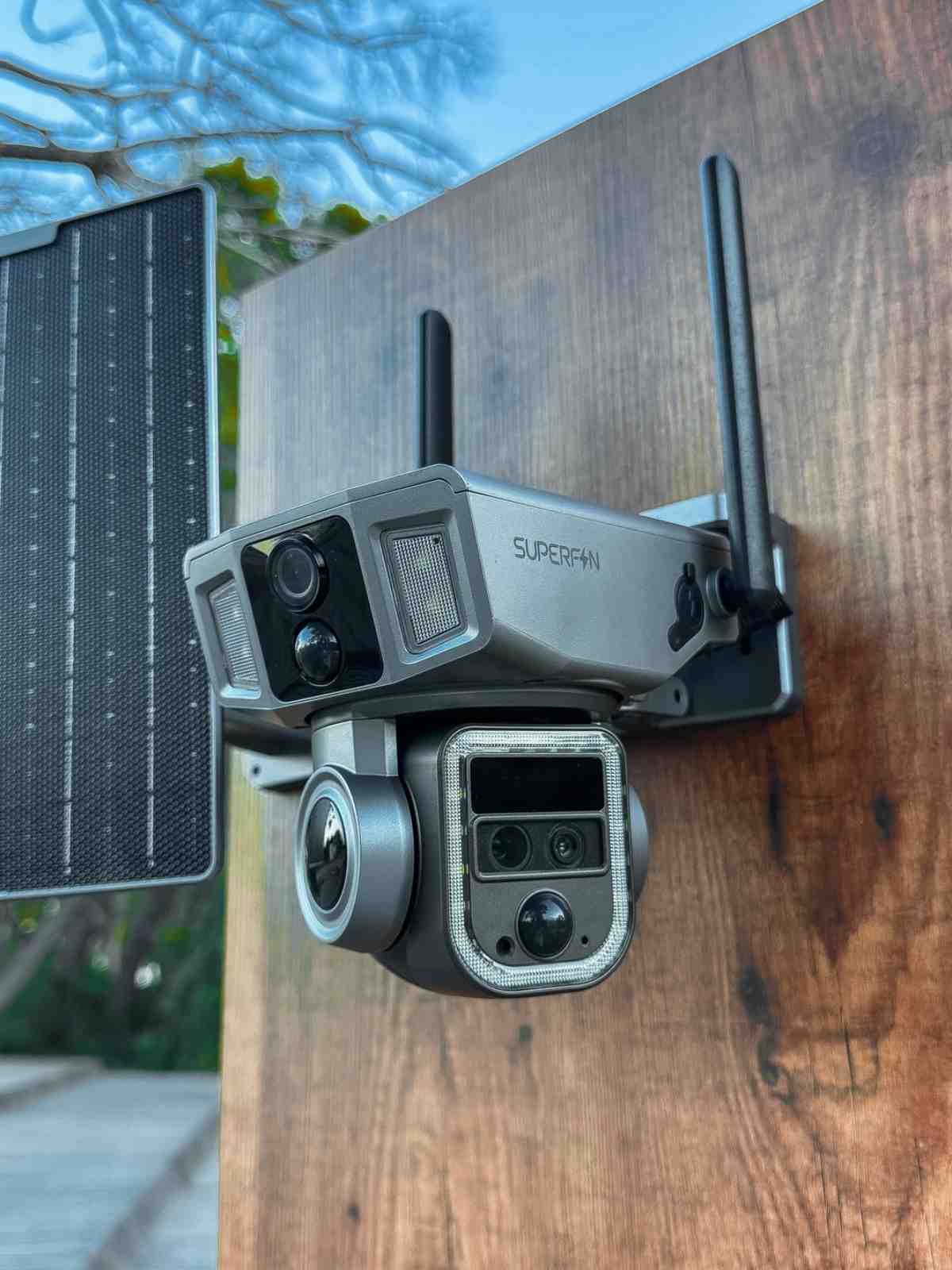 4K 15MP - 12x Zoom 2,300ft Range - Solar Security Camera – 100% Solar Powered